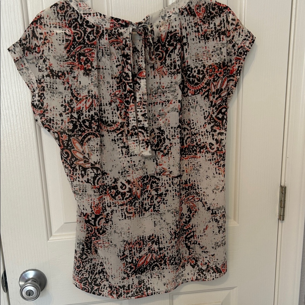Women's Abstract Print Top - Picture 4 of 4